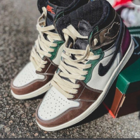 NEW Nike Jordan High OG Hand Crafted - Size 10.5 US Mens - Picture 6 of 9